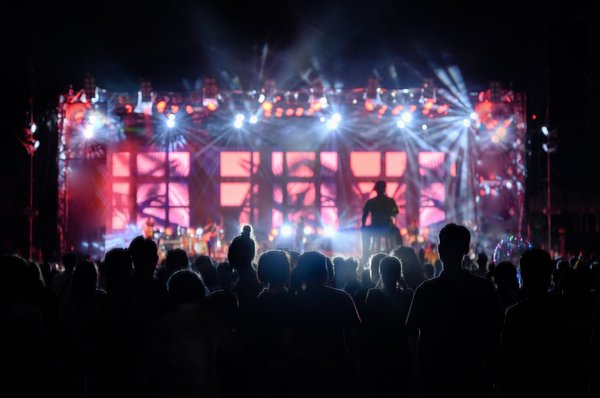 Experience jeff lynne's elo live at hyde park in 2025!